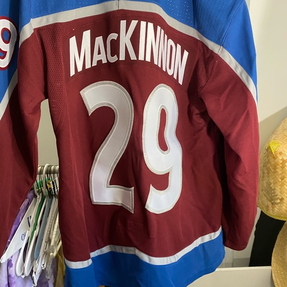 Men's Colorado Avalanche Nathan MacKinnon Burgundy Breakaway Player Jersey - Picture 5 of 11